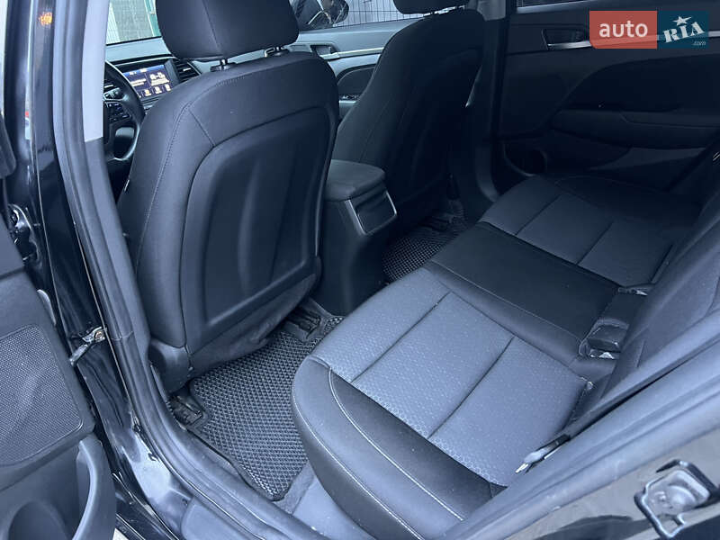 Седан Hyundai Elantra 2018 в Днепре фото 16 Седан Hyundai Elantra 2018 в Днепре