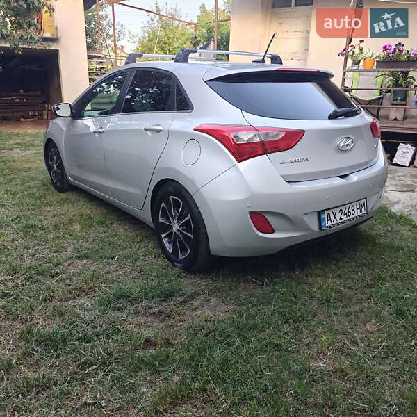 Хэтчбек Hyundai Elantra 2016 в Мукачево фото 10 Хэтчбек Hyundai Elantra 2016 в Мукачево