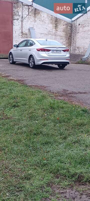 Седан Hyundai Elantra 2016 в Кагарлику фото 14 Седан Hyundai Elantra 2016 в Кагарлику