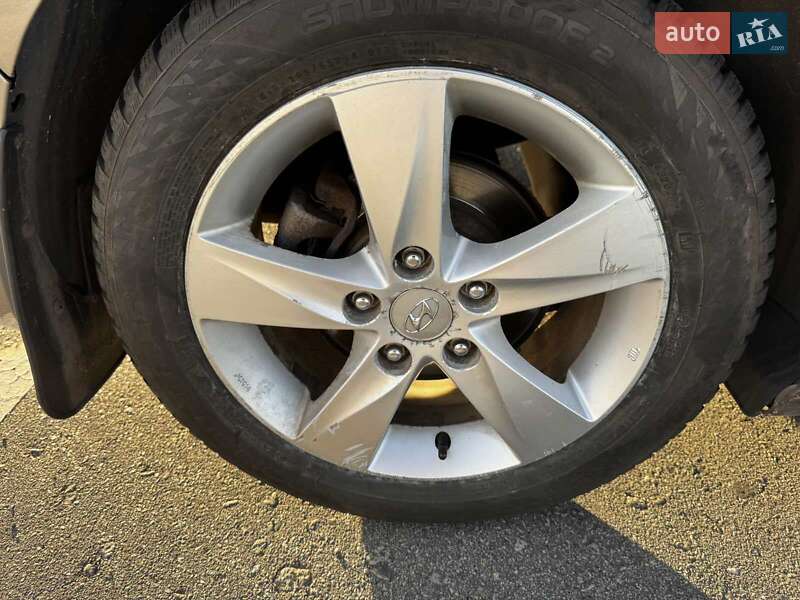 Седан Hyundai Elantra 2013 в Києві
