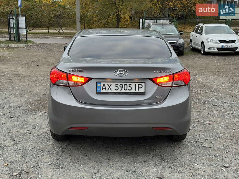 Седан Hyundai Elantra 2012 в Полтаве фото 8 Седан Hyundai Elantra 2012 в Полтаве