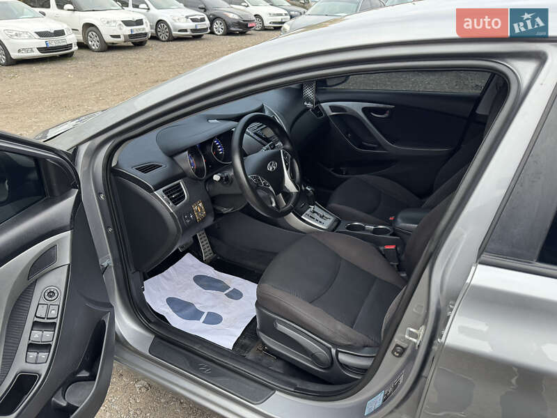 Седан Hyundai Elantra 2012 в Полтаве фото 14 Седан Hyundai Elantra 2012 в Полтаве
