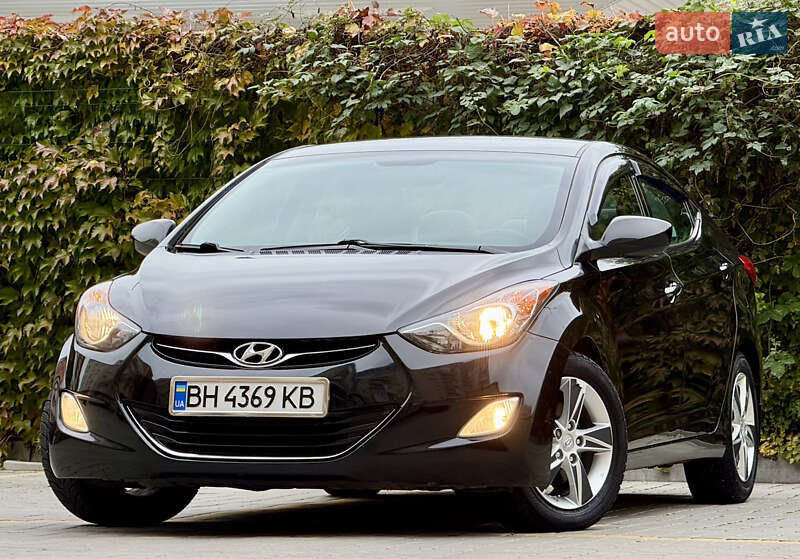 Седан Hyundai Elantra 2013 в Одессе фото Седан Hyundai Elantra 2013 в Одессе