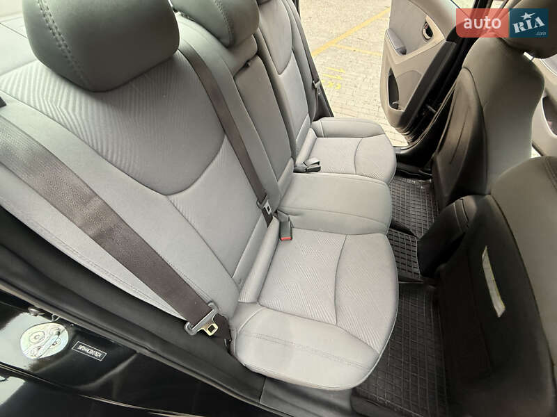 Седан Hyundai Elantra 2013 в Одессе фото 45 Седан Hyundai Elantra 2013 в Одессе