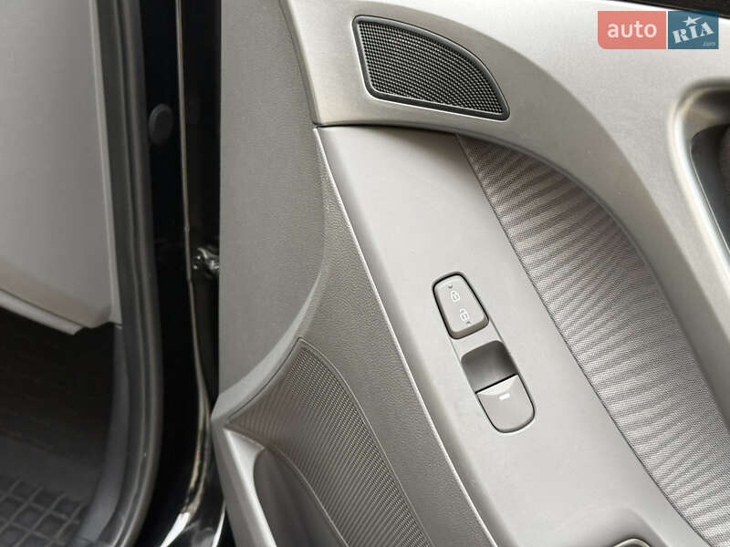 Седан Hyundai Elantra 2013 в Одессе фото 59 Седан Hyundai Elantra 2013 в Одессе