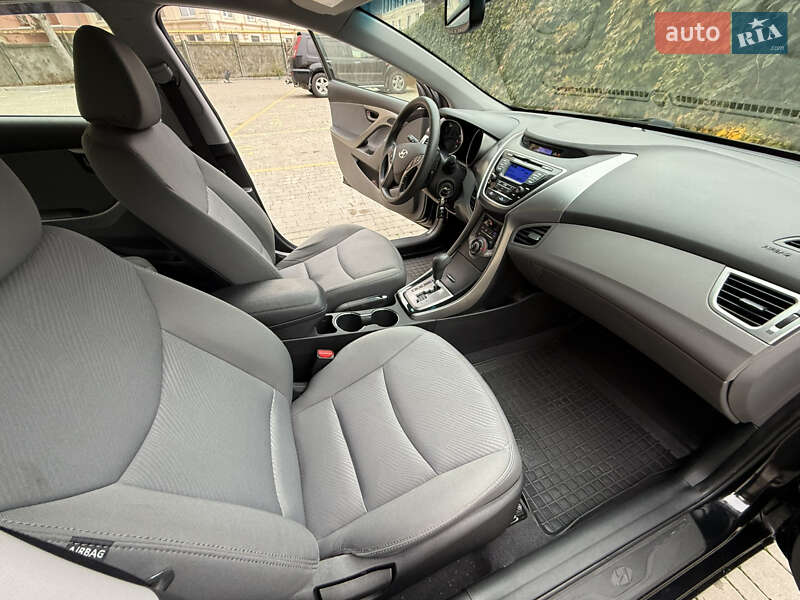 Седан Hyundai Elantra 2013 в Одессе фото 62 Седан Hyundai Elantra 2013 в Одессе