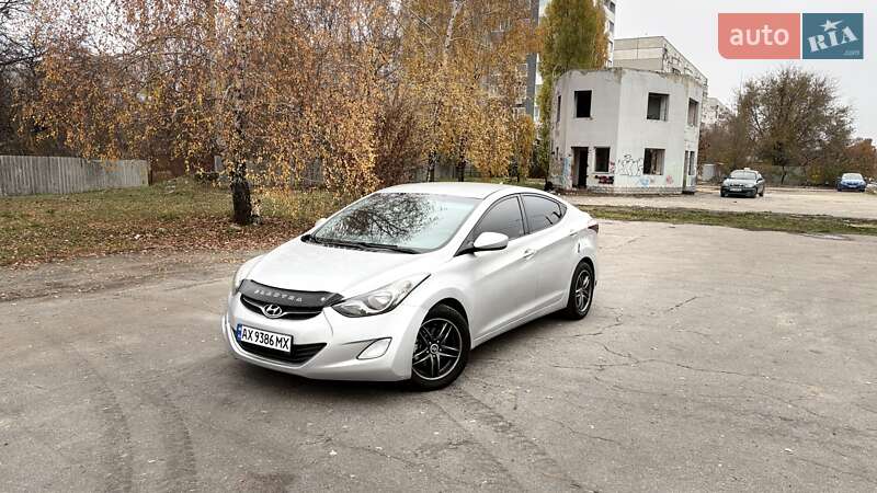 Седан Hyundai Elantra 2012 в Харькове фото 2 Седан Hyundai Elantra 2012 в Харькове