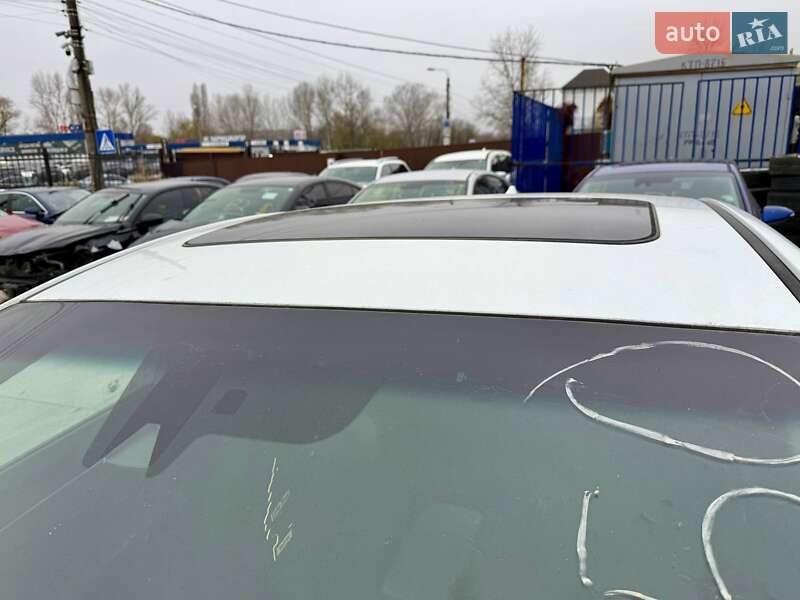 Седан Hyundai Elantra 2019 в Киеве