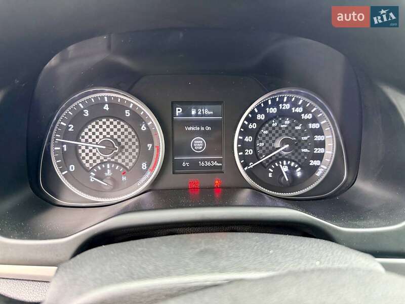 Седан Hyundai Elantra 2019 в Киеве