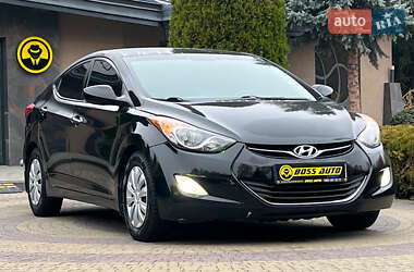Седан Hyundai Elantra 2013 в Львове
