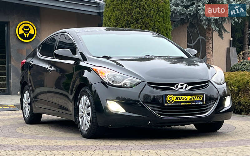 Седан Hyundai Elantra 2013 в Львове фото Седан Hyundai Elantra 2013 в Львове