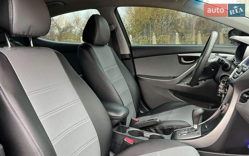 Седан Hyundai Elantra 2013 в Львове фото 17 Седан Hyundai Elantra 2013 в Львове