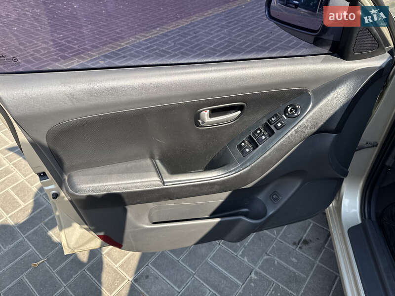 Седан Hyundai Elantra 2008 в Киеве фото 14 Седан Hyundai Elantra 2008 в Киеве