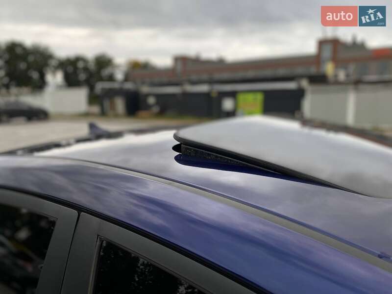 Седан Hyundai Elantra 2011 в Києві