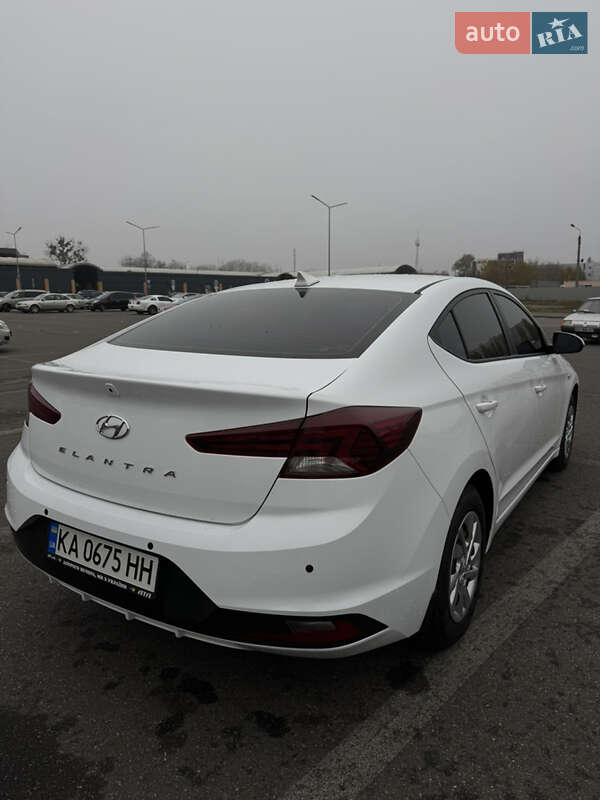 Седан Hyundai Elantra 2020 в Харькове