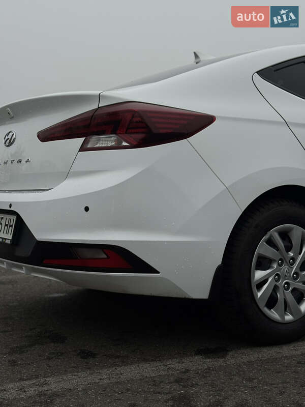 Седан Hyundai Elantra 2020 в Харькове