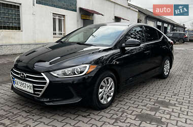 Седан Hyundai Elantra 2016 в Сокалі
