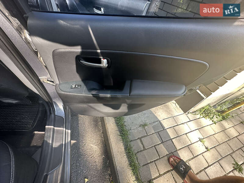 Седан Hyundai Elantra 2008 в Харькове