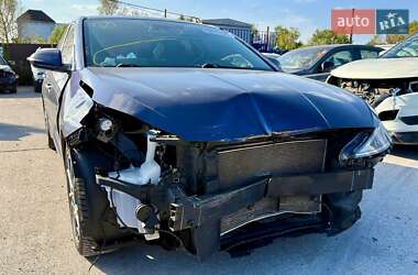 Седан Hyundai Elantra 2018 в Києві