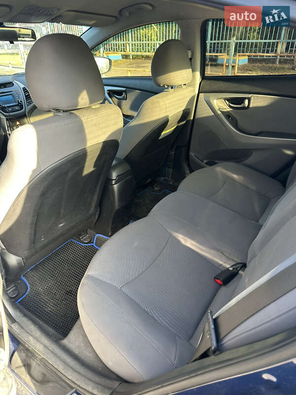 Седан Hyundai Elantra 2014 в Чугуеве фото 7 Седан Hyundai Elantra 2014 в Чугуеве