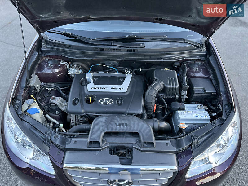 Седан Hyundai Elantra 2007 в Тернополі