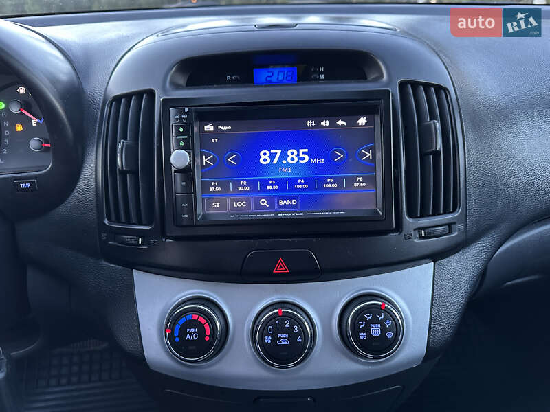 Седан Hyundai Elantra 2007 в Тернополі