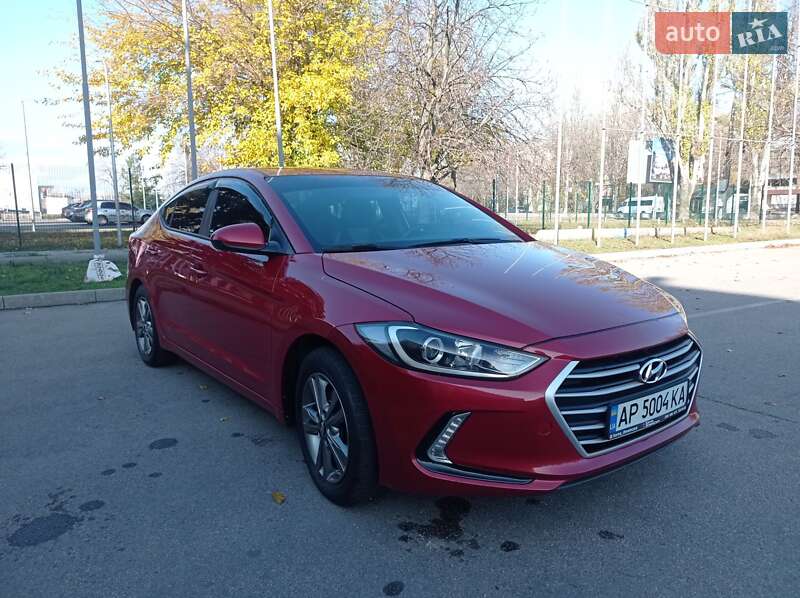 Седан Hyundai Elantra 2016 в Запорожье