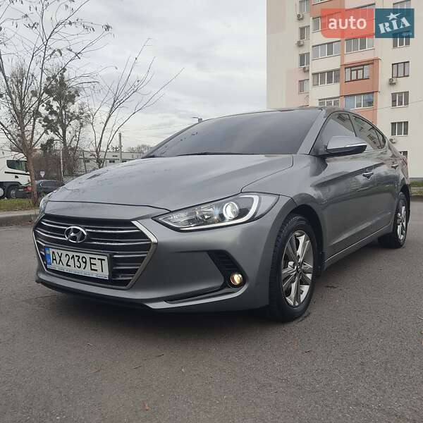 Hyundai Elantra 2017