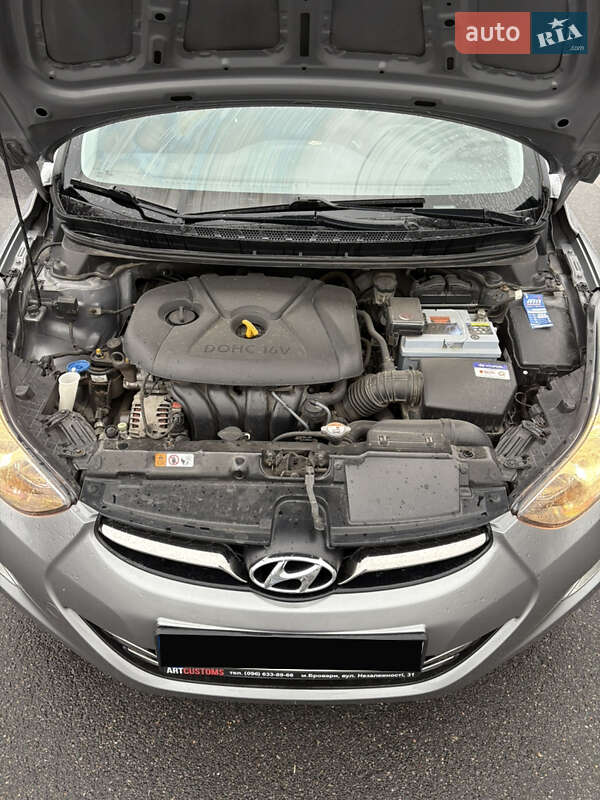 Седан Hyundai Elantra 2012 в Броварах