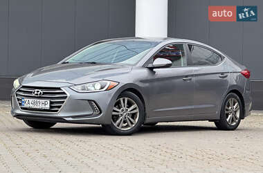 Седан Hyundai Elantra 2017 в Киеве