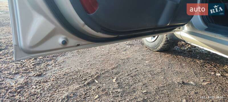 Седан Hyundai Elantra 2008 в Прилуках