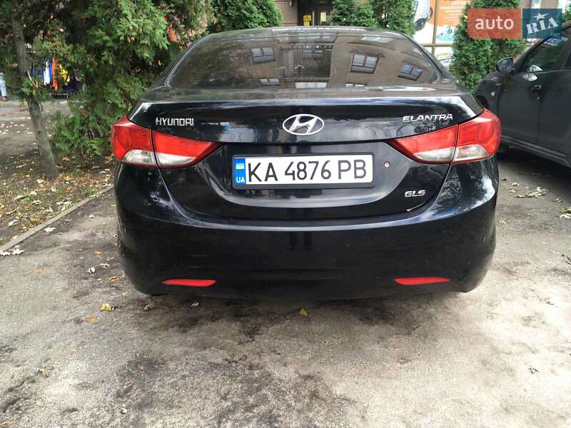 Седан Hyundai Elantra 2013 в Киеве фото 4 Седан Hyundai Elantra 2013 в Киеве