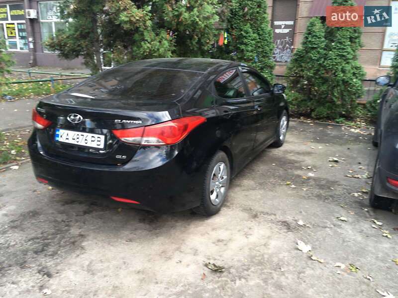 Седан Hyundai Elantra 2013 в Киеве фото 3 Седан Hyundai Elantra 2013 в Киеве