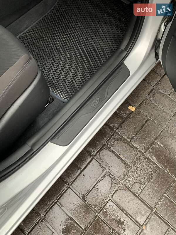 Седан Hyundai Elantra 2013 в Киеве фото 11 Седан Hyundai Elantra 2013 в Киеве