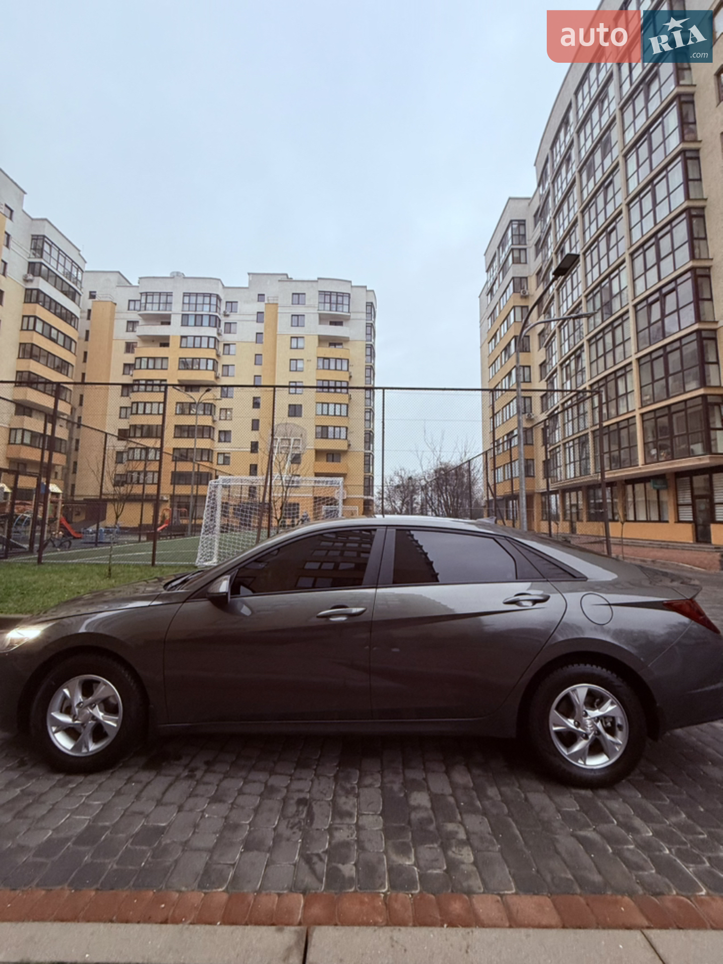 2021 Hyundai Elantra - мініатюра 3