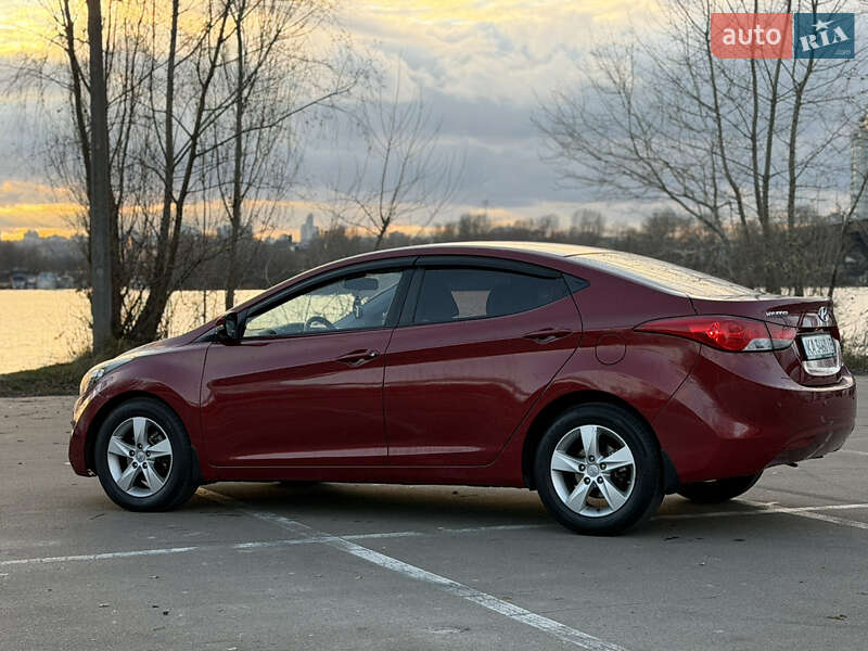 Седан Hyundai Elantra 2012 в Киеве фото 7 Седан Hyundai Elantra 2012 в Киеве