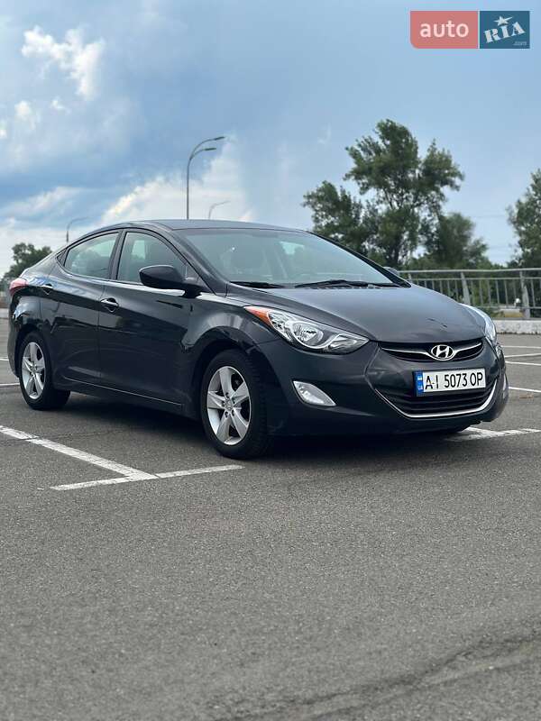 Седан Hyundai Elantra 2011 в Києві фото Седан Hyundai Elantra 2011 в Києві