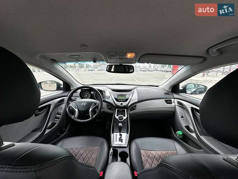 Седан Hyundai Elantra 2011 в Києві фото 14 Седан Hyundai Elantra 2011 в Києві