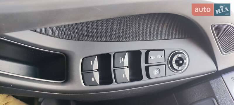 Седан Hyundai Elantra 2012 в Киеве фото 7 Седан Hyundai Elantra 2012 в Киеве