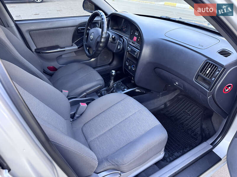 Седан Hyundai Elantra 2006 в Киеве фото 9 Седан Hyundai Elantra 2006 в Киеве