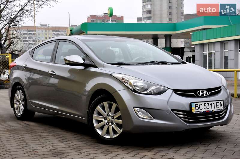 Hyundai Elantra 2013