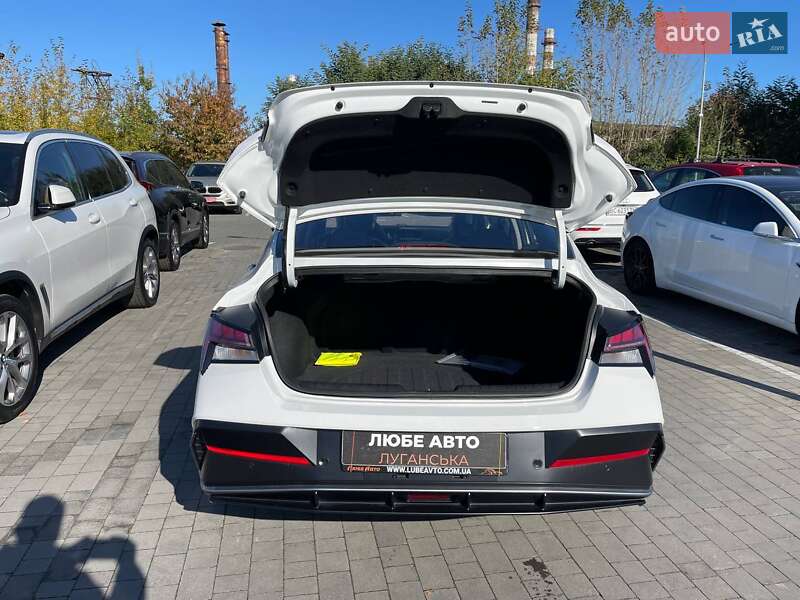 Седан Hyundai Elantra 2025 в Львове фото 29 Седан Hyundai Elantra 2025 в Львове