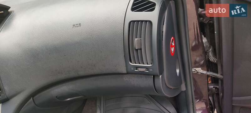 Седан Hyundai Elantra 2010 в Киеве