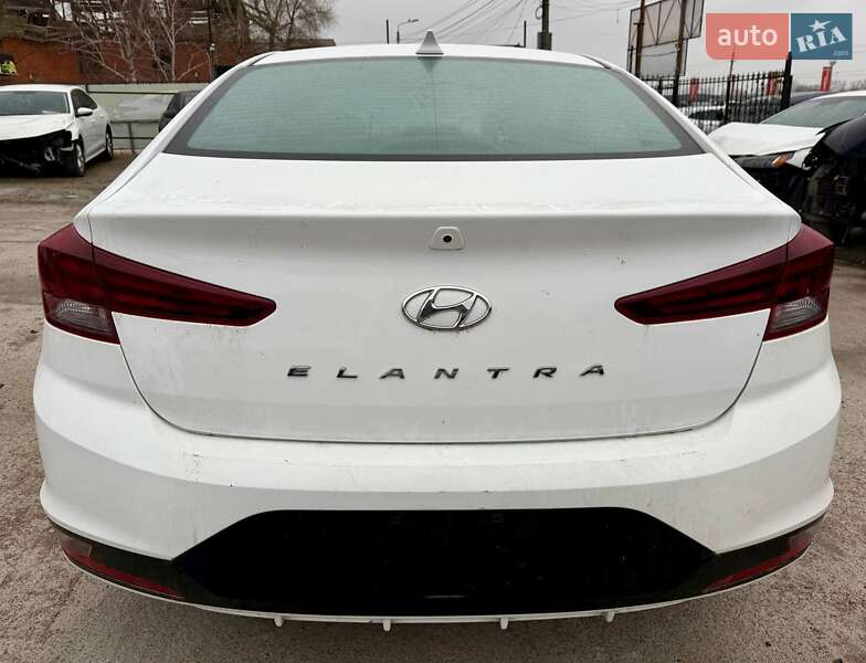 Седан Hyundai Elantra 2020 в Киеве фото 12 Седан Hyundai Elantra 2020 в Киеве