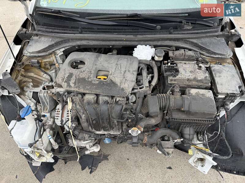 Седан Hyundai Elantra 2020 в Киеве фото 17 Седан Hyundai Elantra 2020 в Киеве