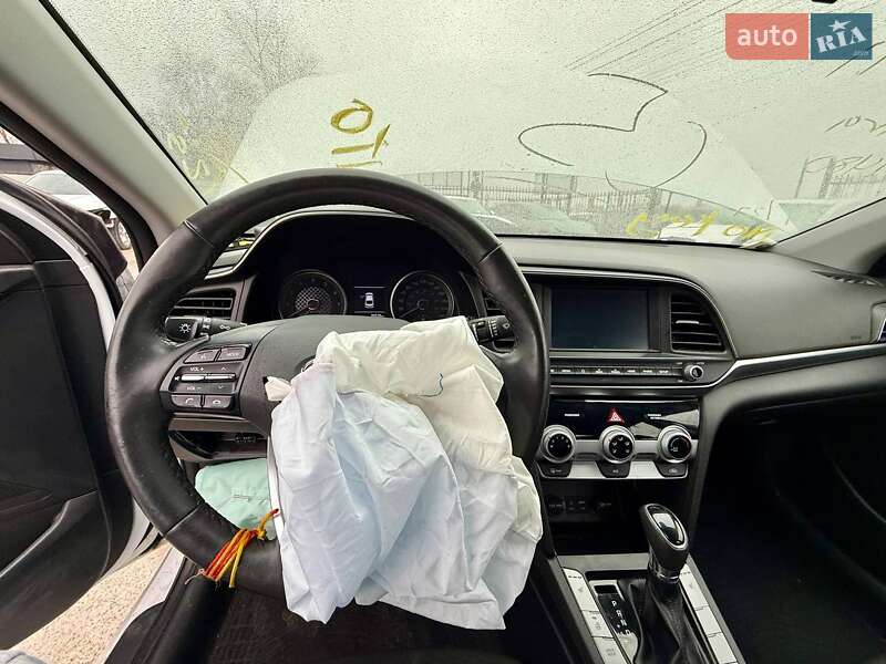 Седан Hyundai Elantra 2020 в Киеве фото 25 Седан Hyundai Elantra 2020 в Киеве