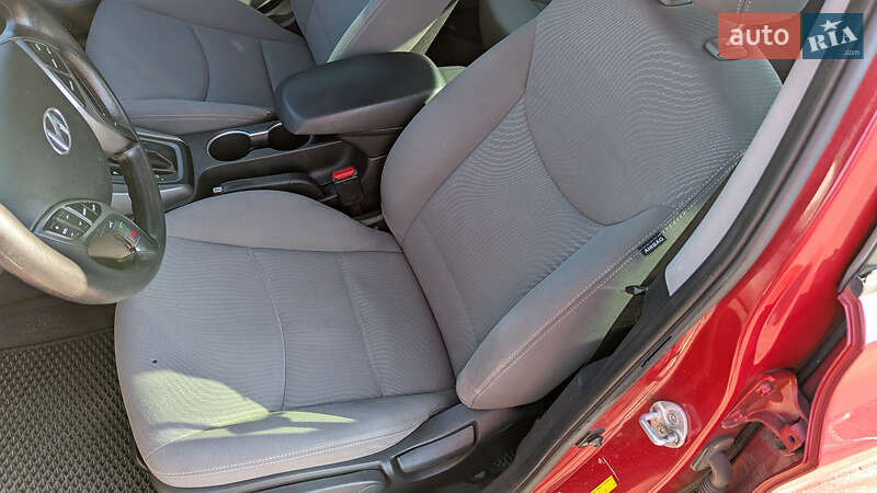 Седан Hyundai Elantra 2014 в Киеве фото 12 Седан Hyundai Elantra 2014 в Киеве