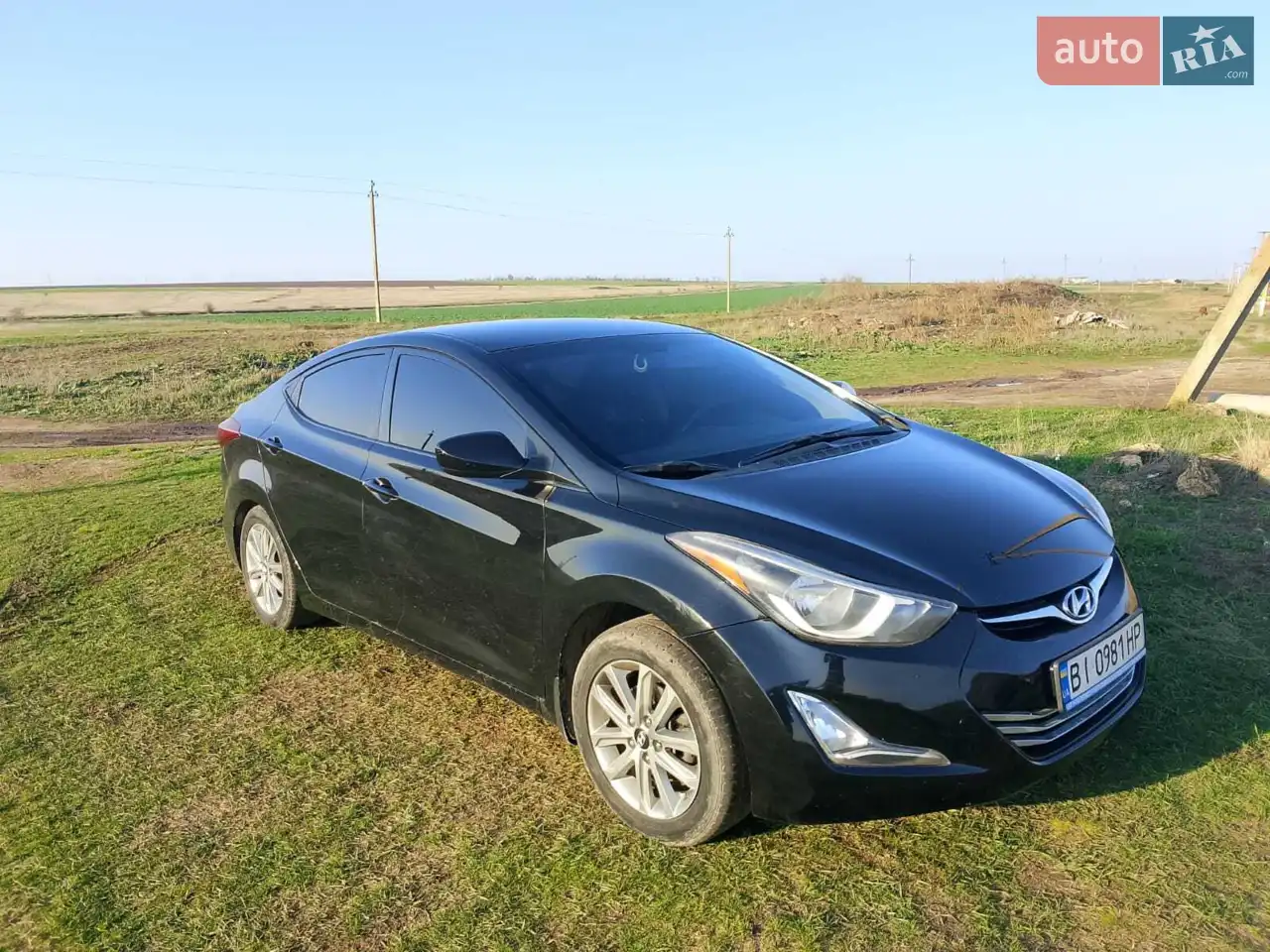 2013 Hyundai Elantra - мініатюра 16