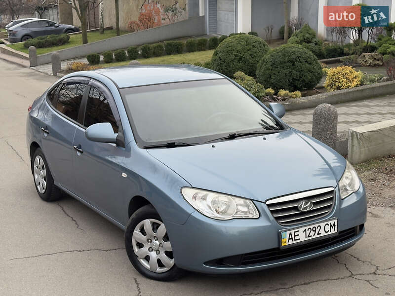 Hyundai Elantra 2009