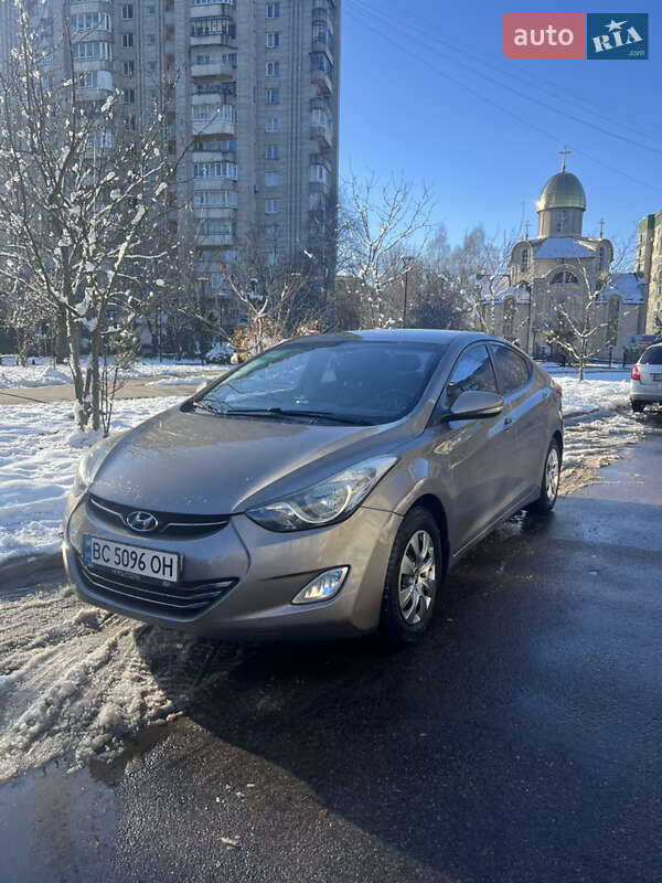 Hyundai Elantra 2013 Hyundai Elantra 2013